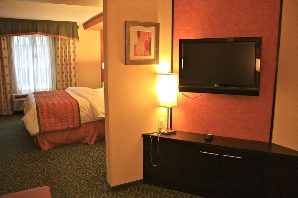 Fairfield Inn & Suites By Marriott Guelph Eksteriør billede